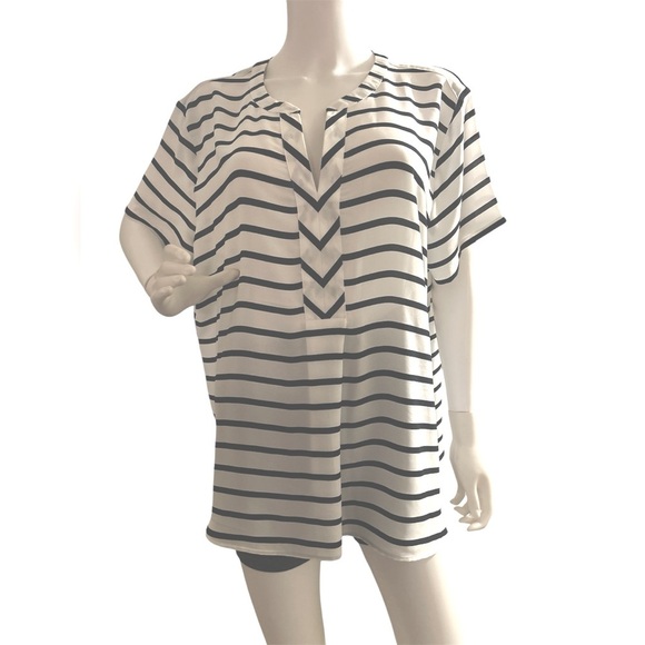 Van Heusen Women's Black and White Striped Top NWT XXL - Picture 1 of 8